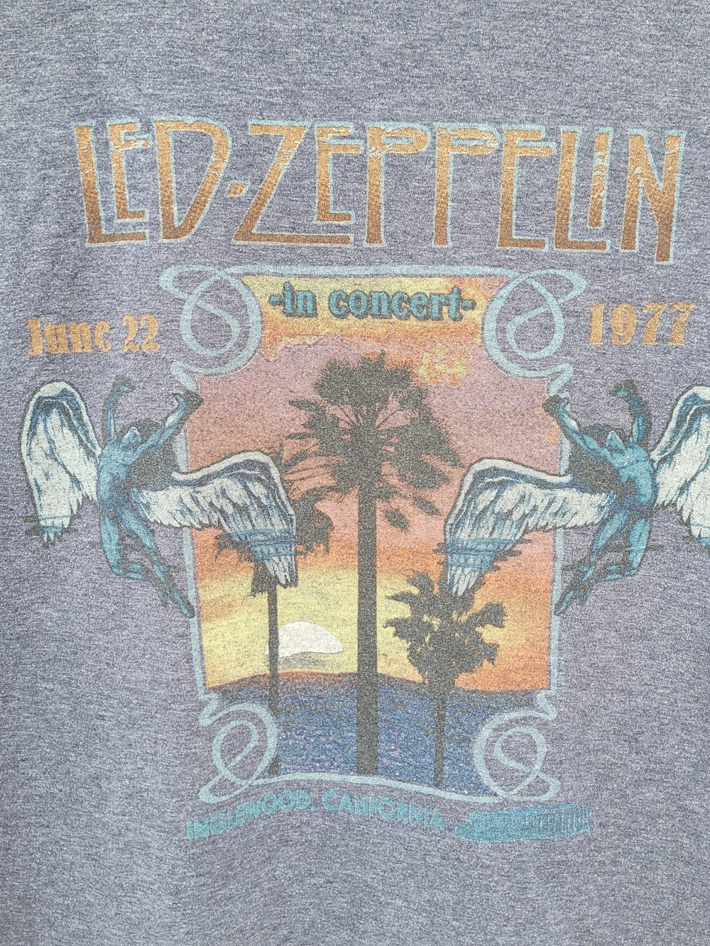 Led Zeppelin 1977 Concert Graphic Band T Shirt Blue Large Rock Tee Vintage Style - Picture 4 of 6